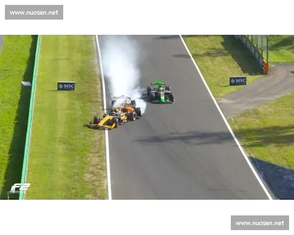 蒙扎惊魂:林德布拉德追尾致邓恩退赛引争议 蒙扎惊魂:林德布拉德追尾致邓恩退赛引争议