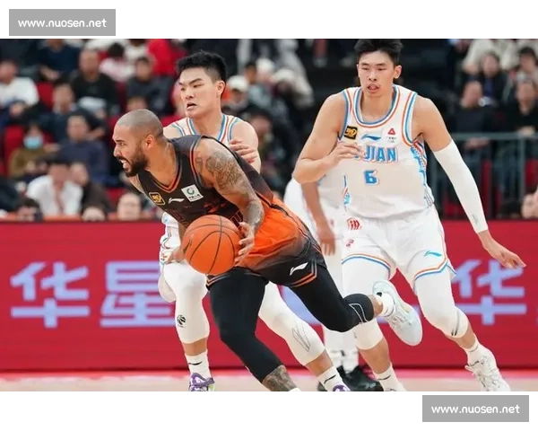 内线壁垒与外线精灵:CBA 最难防外援的位置之争 内线壁垒与外线精灵:CBA 最难防外援的位置之争